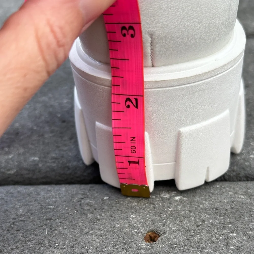 NWT Cape Robbin Women White Monalisa Combat Boots, Zippers, Pocket, Size 11 - Picture 11 of 17